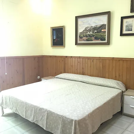 ゲストハウス Marques De Campo